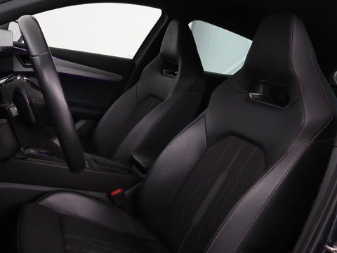 CUPRA Formentor 1.4 e-Hybrid VZ | 245pk | Trekhaak | Stoel & stuurverwarming | Camera | Adaptive cruise | Sfeerverlichting | Keyless | Full LED | PHEV