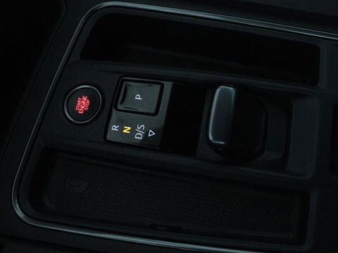 CUPRA Formentor 1.4 e-Hybrid VZ | 245pk | Stoel & stuurverwarming | Carplay | Camera | Adaptive cruise | Navigatie | Sfeerverlichting | Keyless | Full LED | PHEV