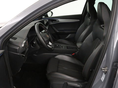 CUPRA Formentor 1.4 e-Hybrid VZ | 245pk | Stoel & stuurverwarming | Carplay | Camera | Adaptive cruise | Navigatie | Sfeerverlichting | Keyless | Full LED | PHEV