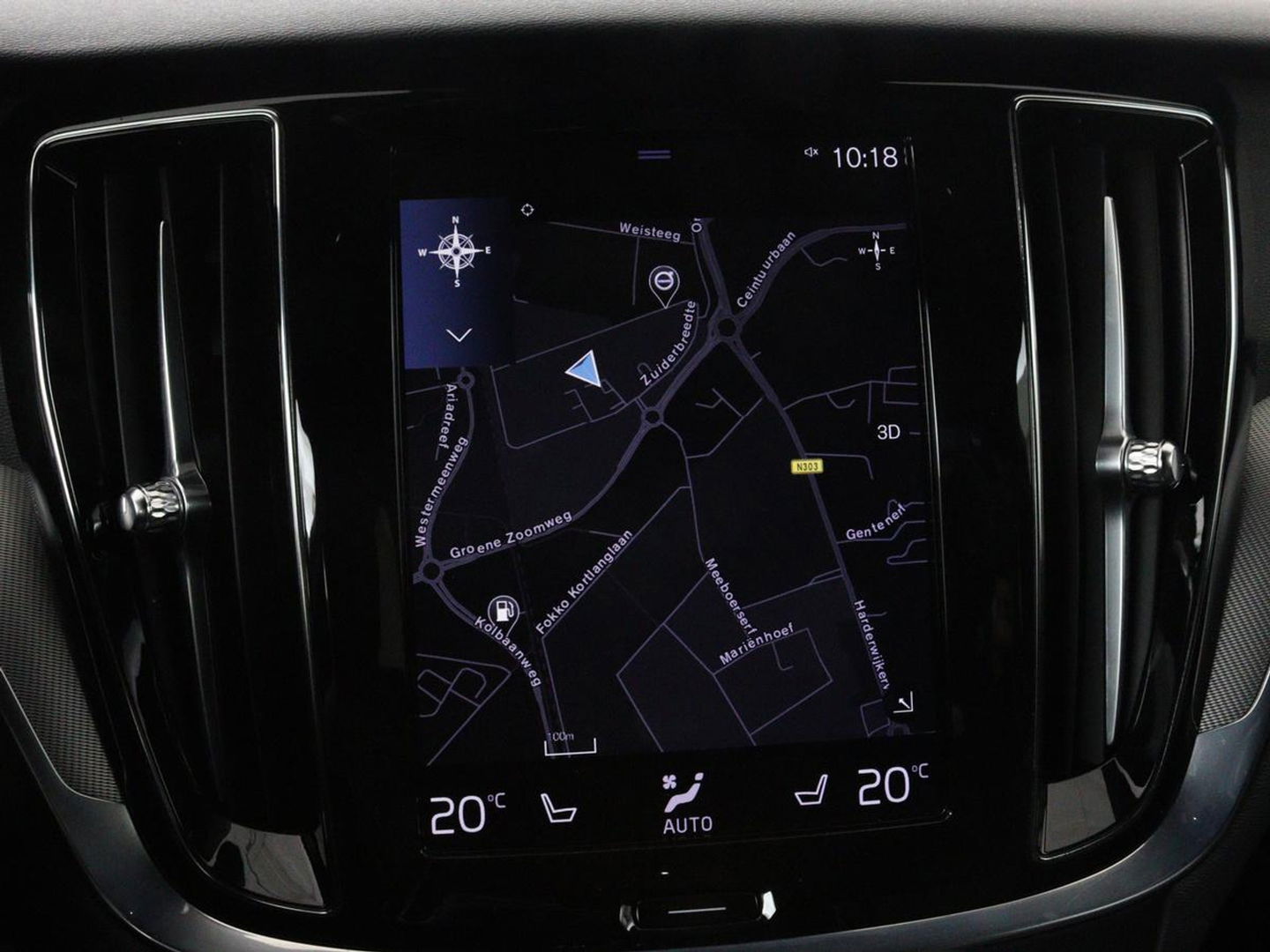 Volvo V60 2.0 T4 R Design | Stoelverwarming | Trekhaak | Carplay | Camera | Adaptive cruise | Navigatie | Full LED | 19'' lichtmetalen velgen | Memory