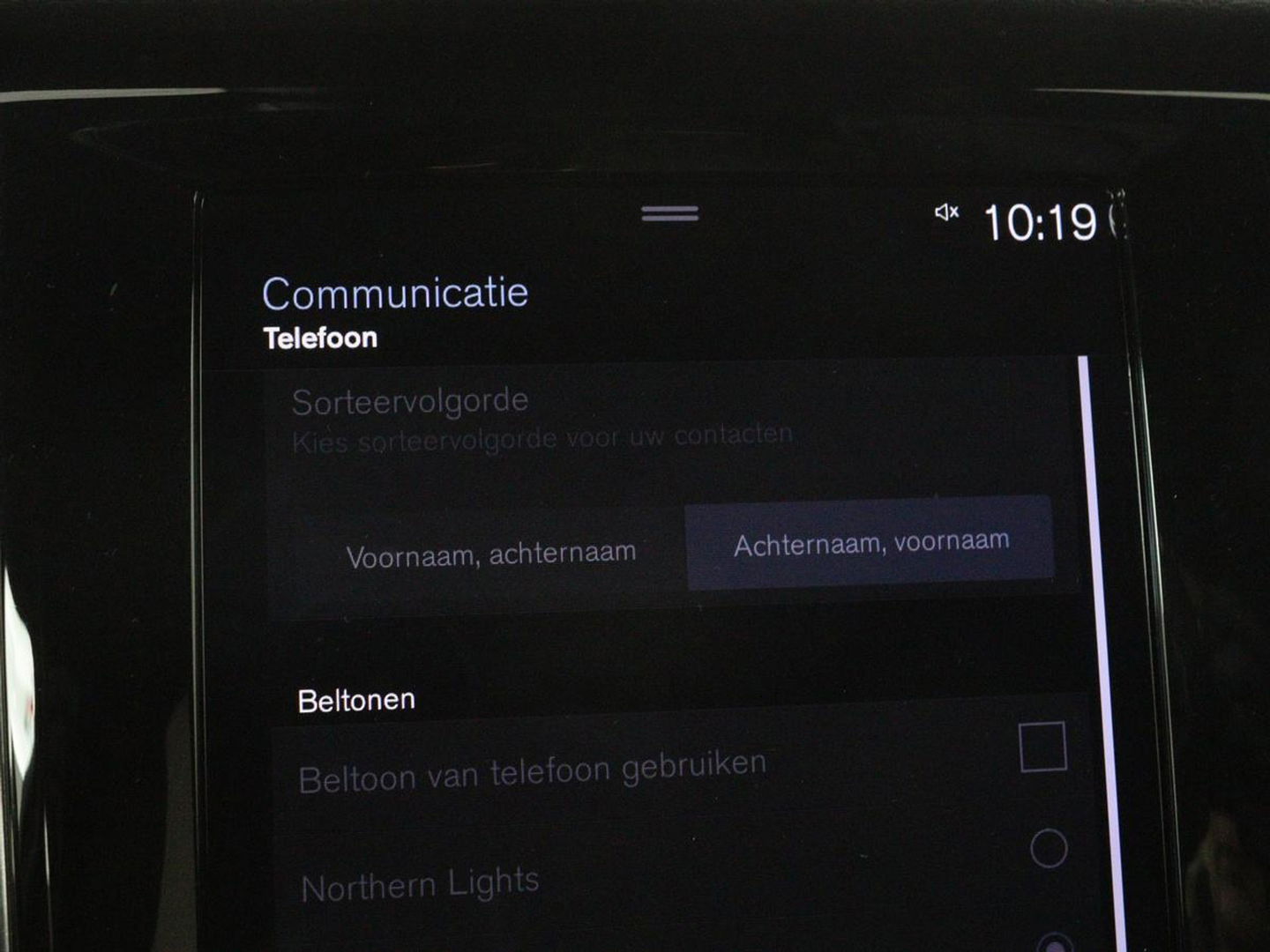 Volvo V60 2.0 T4 R Design | Stoelverwarming | Trekhaak | Carplay | Camera | Adaptive cruise | Navigatie | Full LED | 19'' lichtmetalen velgen | Memory