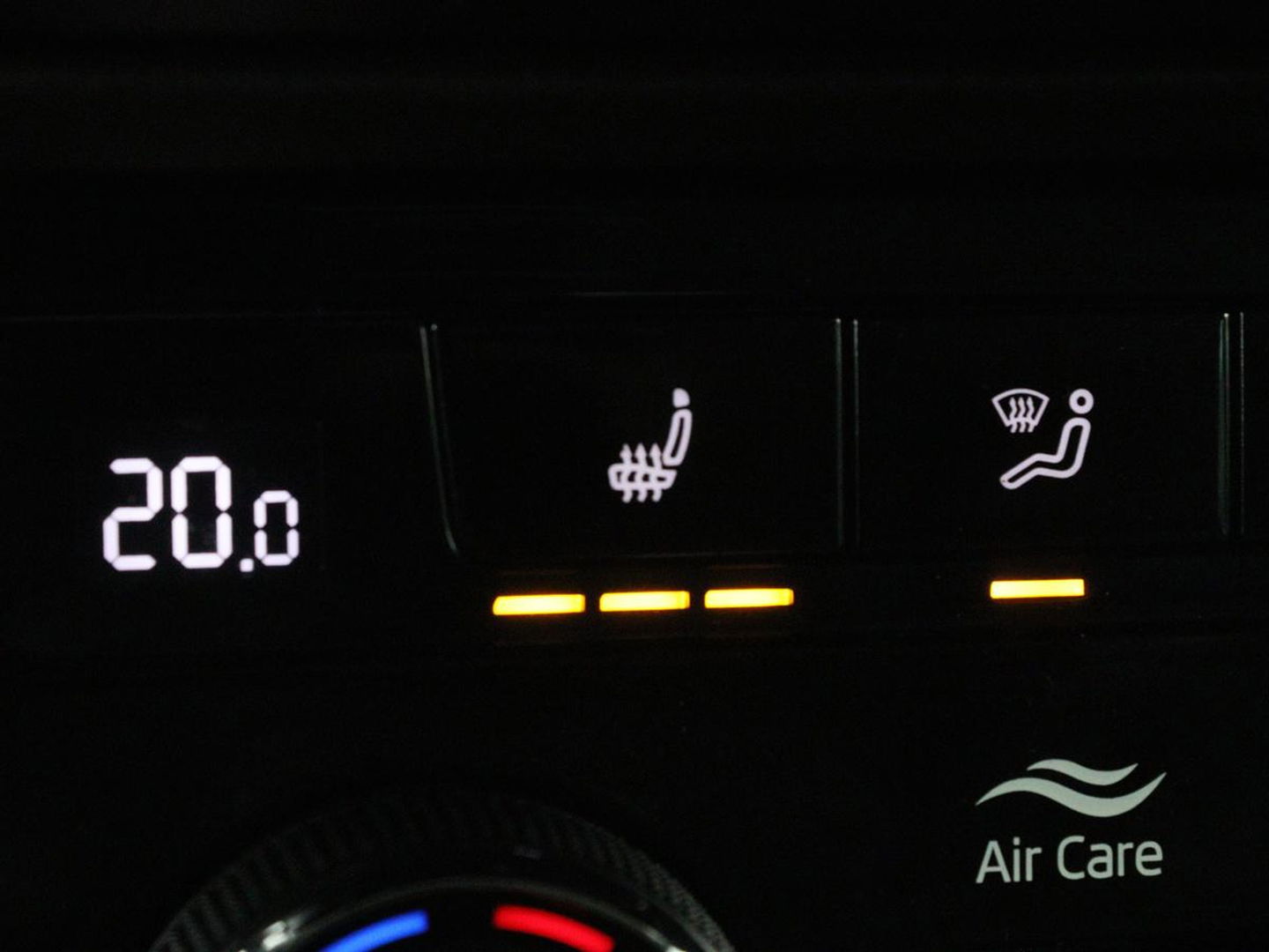 Škoda Superb 1.4 TSI iV Laurin & Klement | Leder | Trekhaak | Adaptive cruise | Stoelverwarming | Canton Sound | Navigatie | Memory | Full LED | Keyless | Carplay | PHEV