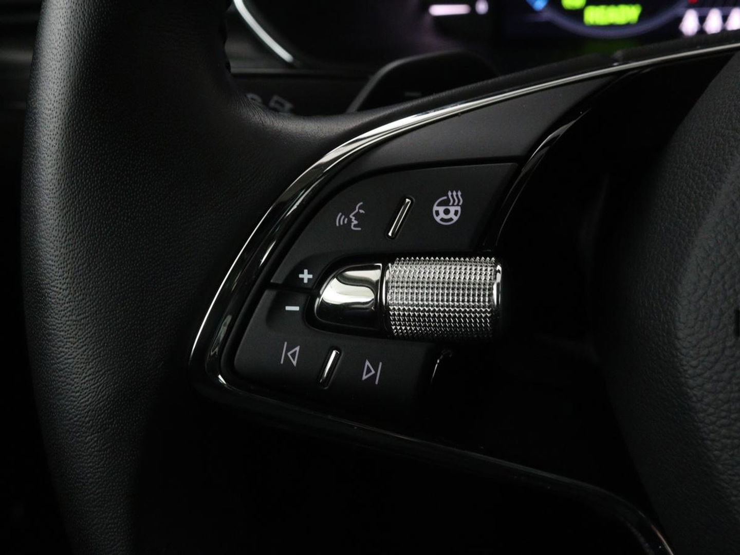 Škoda Superb 1.4 TSI iV Business Edition Plus | Panoramadak | Stoelverwarming | Leder/Alcantara | Adaptive cruise | 360 camera | Massage | Memory | Navigatie | Carplay | Achterbankverwarming | Canton | PHEV