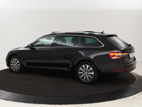 Škoda Superb 1.4 TSI iV Business Edition Plus | Panoramadak | Stoelverwarming | Leder/Alcantara | Adaptive cruise | 360 camera | Massage | Memory | Navigatie | Carplay | Achterbankverwarming | Canton | PHEV