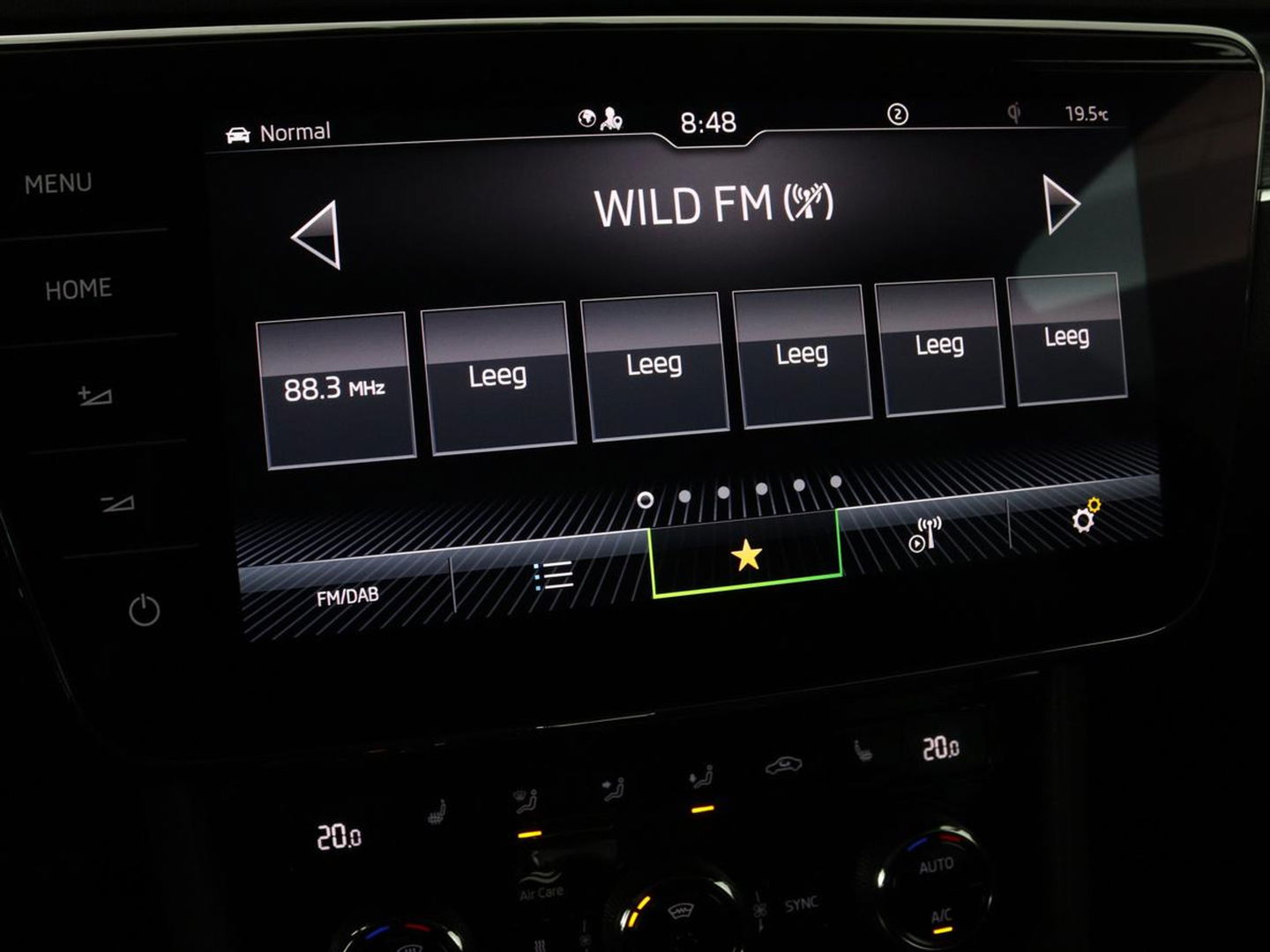 Škoda Superb 1.4 TSI iV Business Edition Plus | Panoramadak | Stoelverwarming | Leder/Alcantara | Adaptive cruise | 360 camera | Massage | Memory | Navigatie | Carplay | Achterbankverwarming | Canton | PHEV