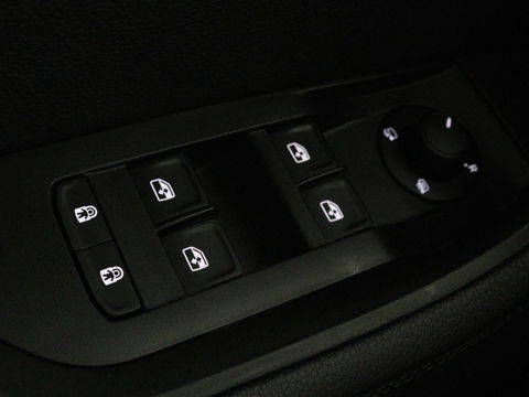 Škoda Superb 1.4 TSI iV Business Edition Plus | Panoramadak | Stoelverwarming | Leder/Alcantara | Adaptive cruise | 360 camera | Massage | Memory | Navigatie | Carplay | Achterbankverwarming | Canton | PHEV