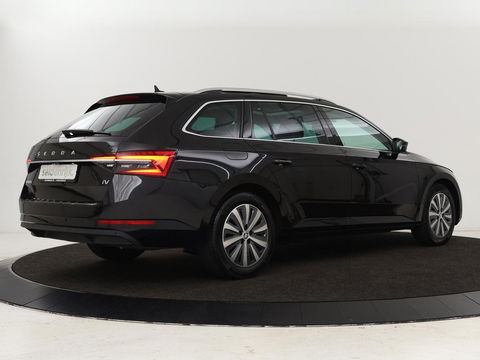 Škoda Superb 1.4 TSI iV Business Edition Plus | Panoramadak | Stoelverwarming | Leder/Alcantara | Adaptive cruise | 360 camera | Massage | Memory | Navigatie | Carplay | Achterbankverwarming | Canton | PHEV