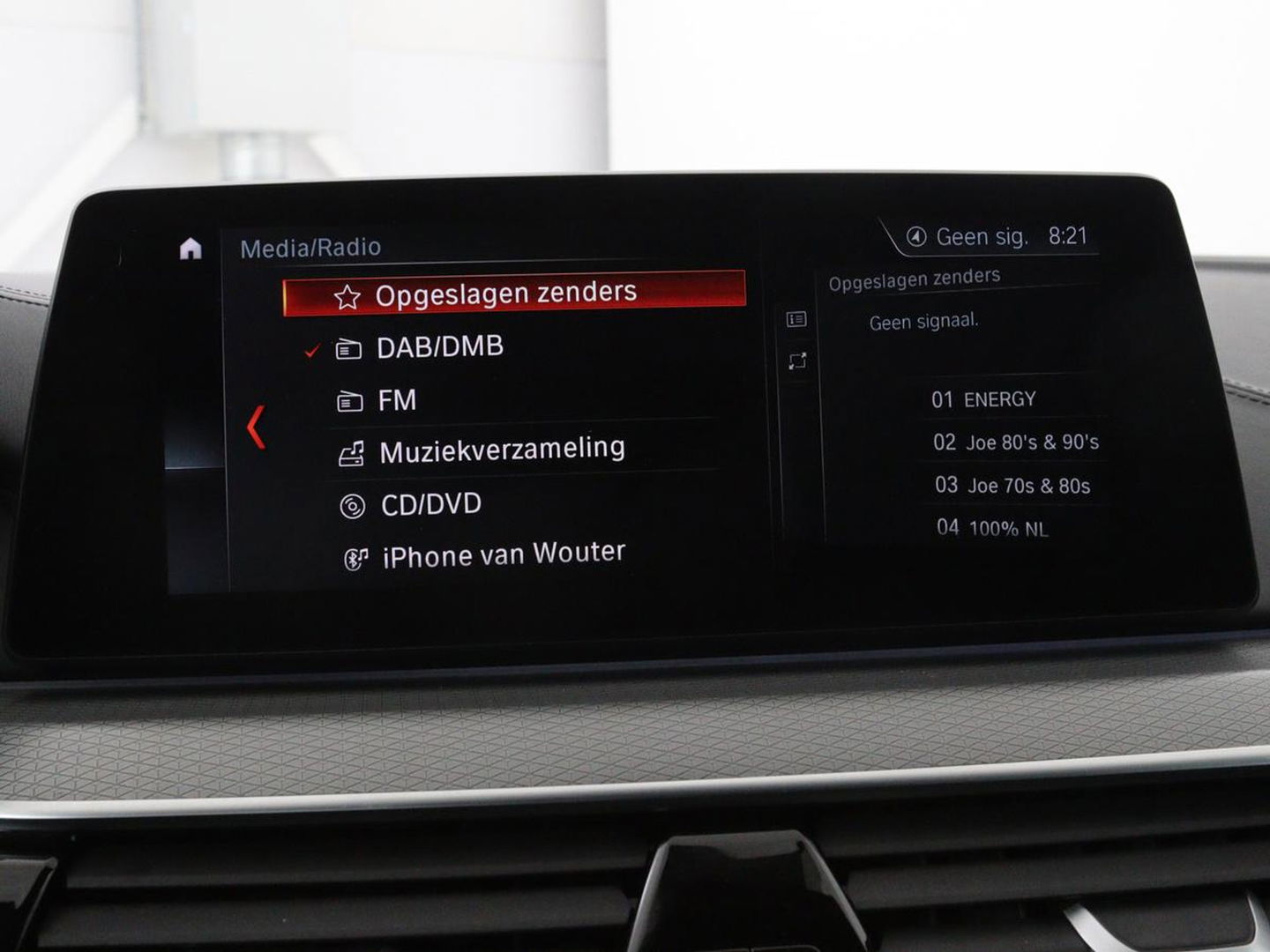 BMW 5 Serie 540d xDrive M Sport | Panoramadak | Head-Up | Adaptive cruise | Carplay | Alcantara | Harman/Kardon | Stoelverwarming | Trekhaak | Sfeerverlichting