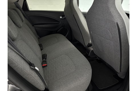 Renault ZOE R110 Life 52 kWh Huur Accu | Elektrisch | Airco LED Camera Carplay Cruise 16"LMV Parkeersensoren