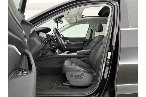 Audi e-tron 50 Quattro Launch edition plus 71 kWh 313PK Pano LED Virtual Memory Carplay Clima Cruise Navi PDC 20''LMV