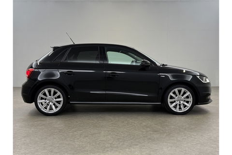 Audi A1 1.0 TFSI S-line Airco Cruise Navigatie 17"LMV