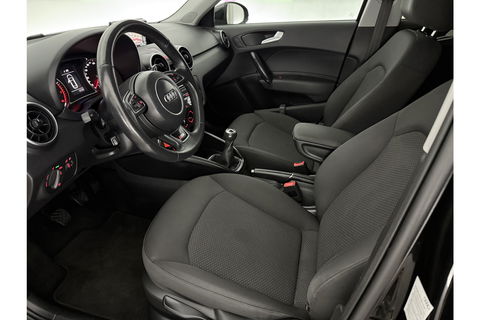 Audi A1 1.0 TFSI S-line Airco Cruise Navigatie 17"LMV