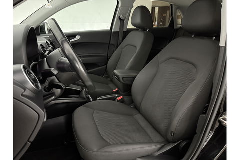 Audi A1 1.0 TFSI S-line Airco Cruise Navigatie 17"LMV