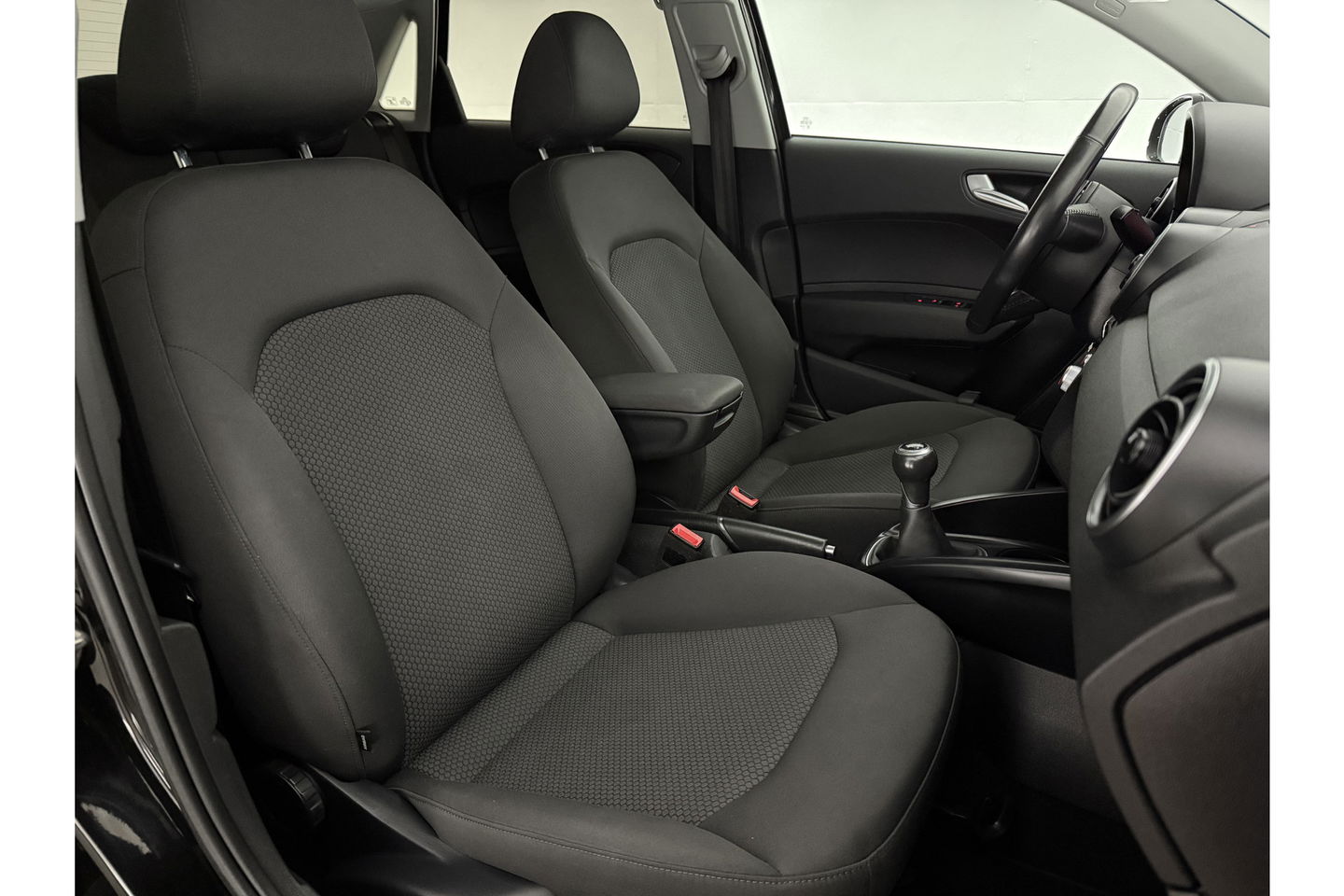 Audi A1 1.0 TFSI S-line Airco Cruise Navigatie 17"LMV