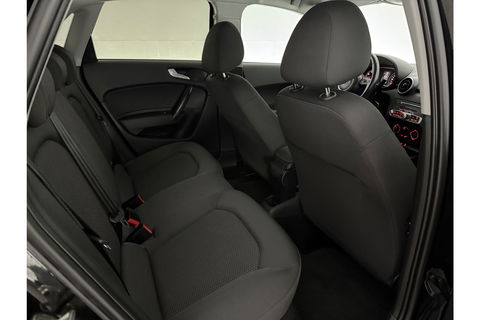 Audi A1 1.0 TFSI S-line Airco Cruise Navigatie 17"LMV