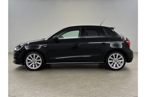Audi A1 1.0 TFSI S-line Airco Cruise Navigatie 17"LMV