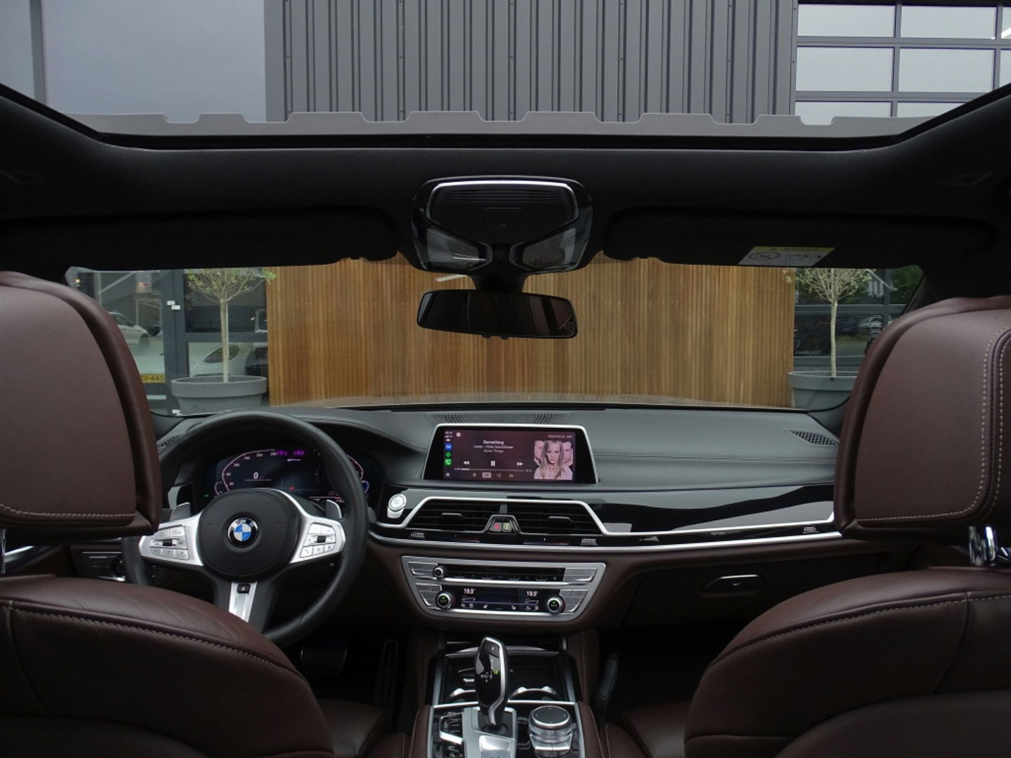 BMW 7 Serie 745e High Executive 394PK M-Individual / laser / 360° / VIP *NAP