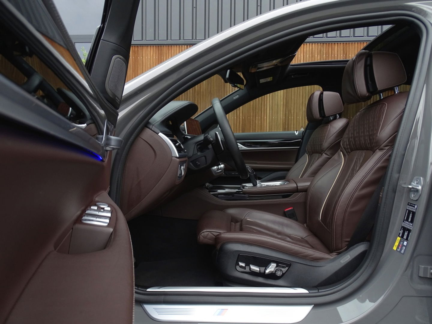 BMW 7 Serie 745e High Executive 394PK M-Individual / laser / 360° / VIP *NAP