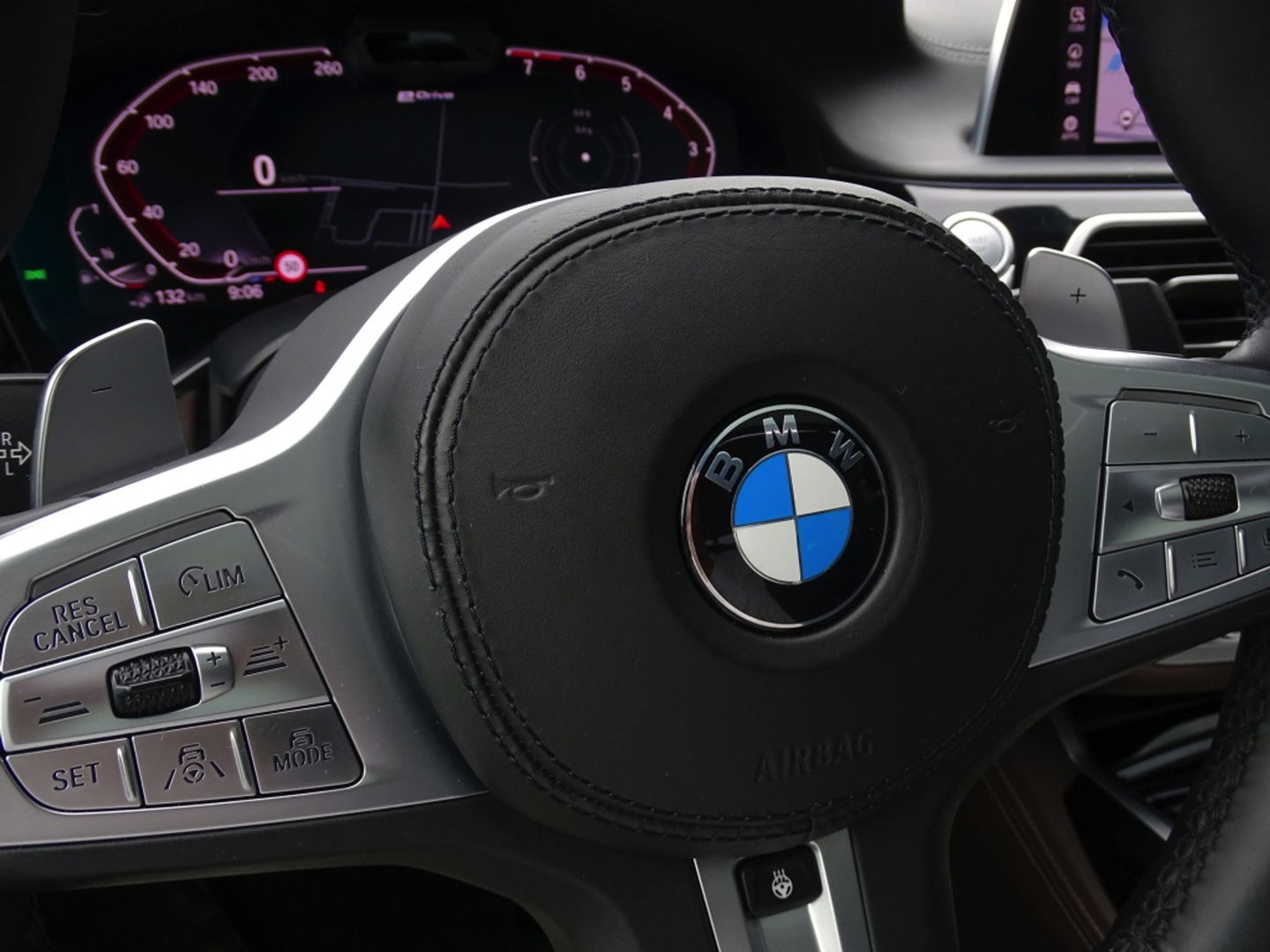BMW 7 Serie 745e High Executive 394PK M-Individual / laser / 360° / VIP *NAP