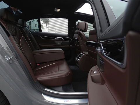 BMW 7 Serie 745e High Executive 394PK M-Individual / laser / 360° / VIP *NAP