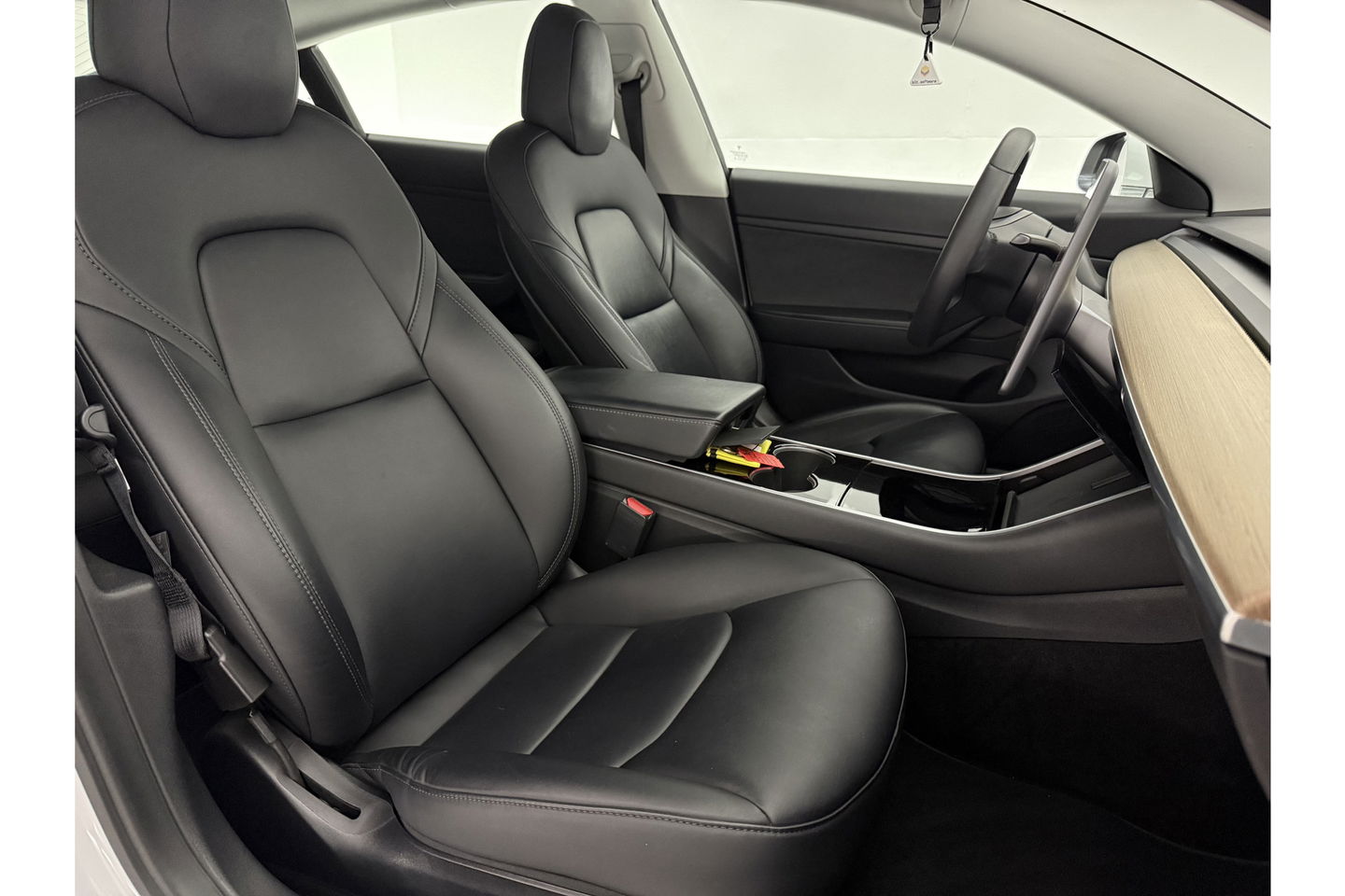 Tesla Model 3 Standard RWD Plus 60 kWh 238PK Autopilot Camera LED Pano Memory Clima Cruise Navi PDC 18''LMV