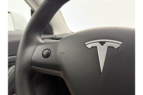 Tesla Model 3 Standard RWD Plus 60 kWh 238PK Autopilot Camera LED Pano Memory Clima Cruise Navi PDC 18''LMV