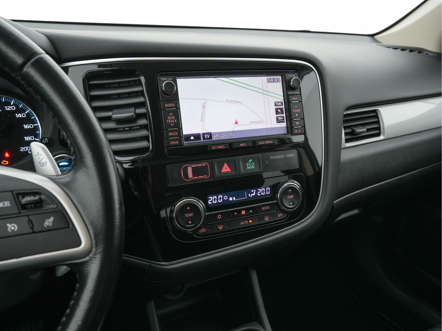 Mitsubishi Outlander 2.0 PHEV Business Edition X-Line AWD Aut. *NAVI-FULLMAP | LEATHER-FABRIC | COMFORT-SEATS | CAMERA | ECC | KEYLESS | SHIFT-PADDLES | TOWBAR | 16"ALU*