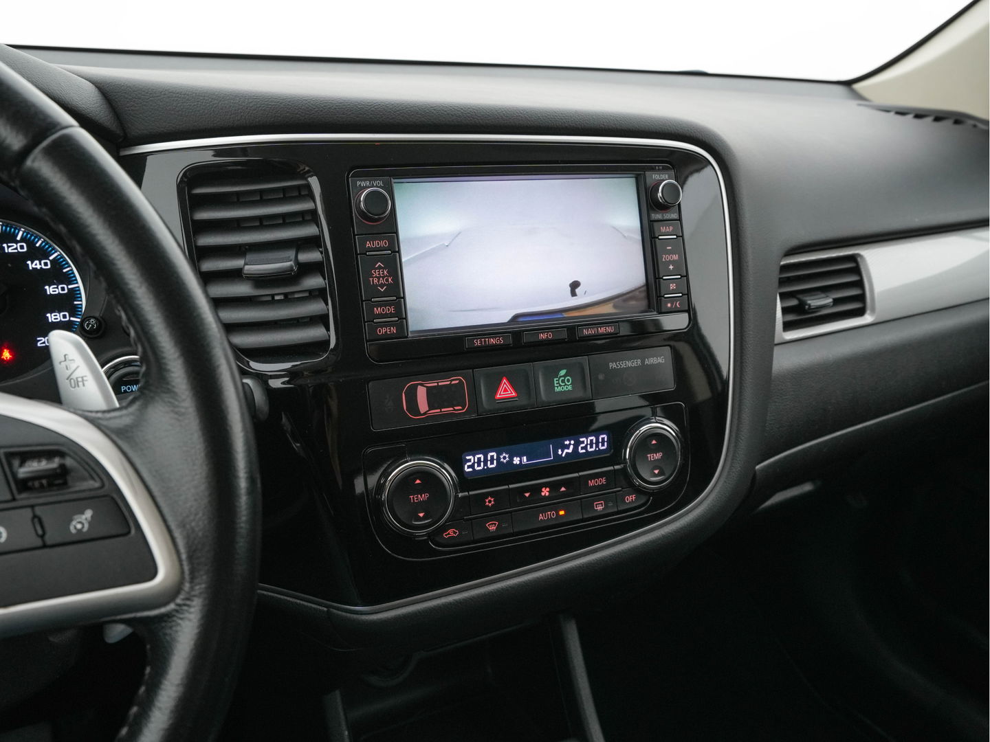 Mitsubishi Outlander 2.0 PHEV Business Edition X-Line AWD Aut. *NAVI-FULLMAP | LEATHER-FABRIC | COMFORT-SEATS | CAMERA | ECC | KEYLESS | SHIFT-PADDLES | TOWBAR | 16"ALU*
