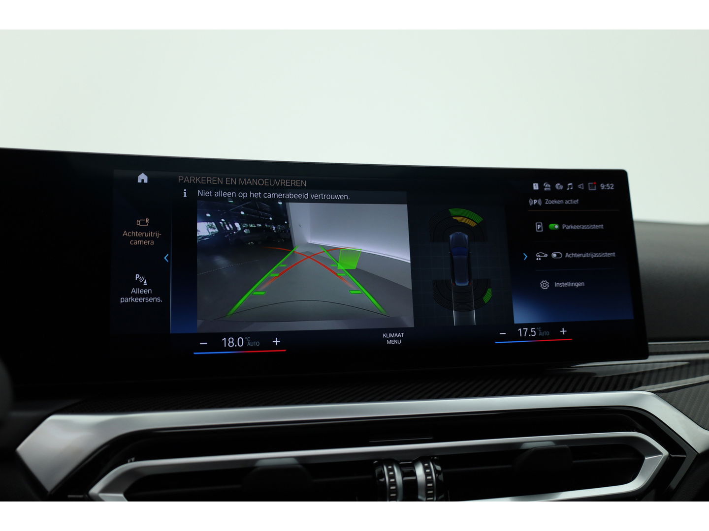 BMW 3 Serie Touring 330e M Sport | Pano | HUD | Carbon int. | 19'' | Adapt. Cruise | Elek. Stoelen