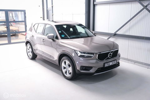 Volvo XC40 1.5 T2 Momentum | Schuifdak | Trekhaak | Camera | LED | stoel & stuurwielwarming |