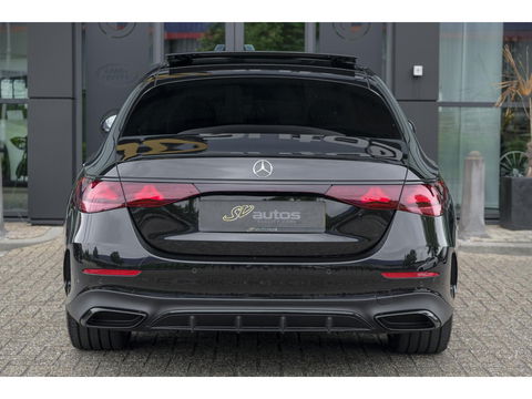 Mercedes-Benz E-Klasse E300e AMG 313pk Hybrid Panoramadak Hyperscreen Burmester 4D Night pakket NLauto NIEUW NIEUW NIEUW!!!