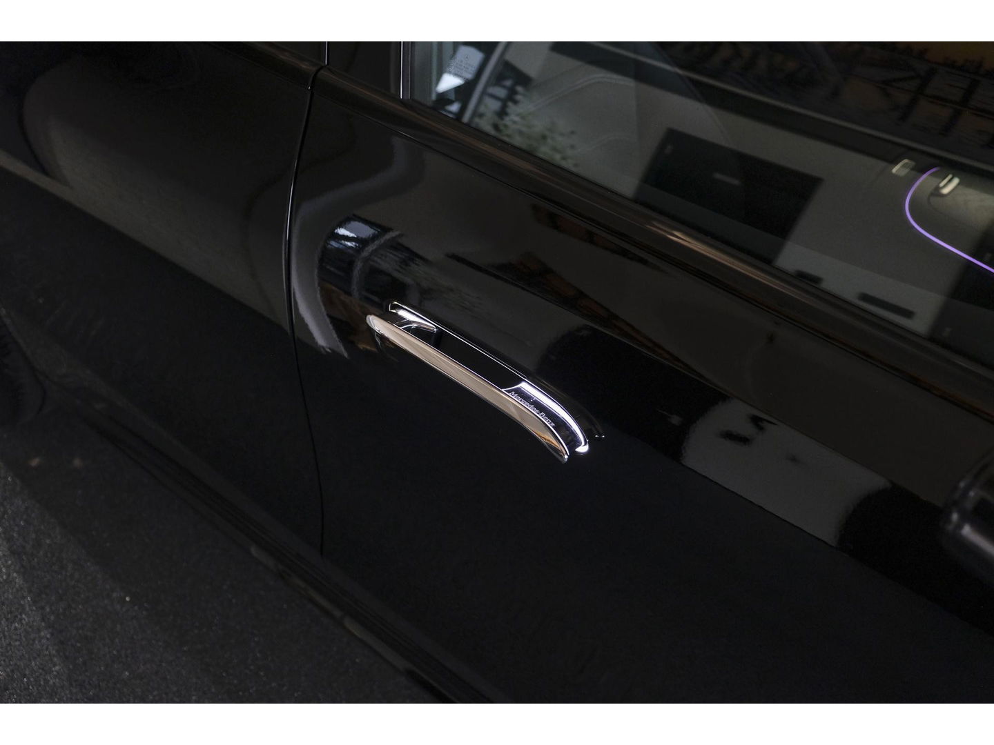 Mercedes-Benz E-Klasse E300e AMG 313pk Hybrid Panoramadak Hyperscreen Burmester 4D Night pakket NLauto NIEUW NIEUW NIEUW!!!