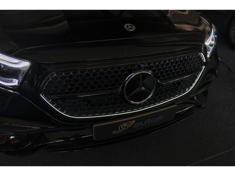 Mercedes-Benz E-Klasse E300e AMG 313pk Hybrid Panoramadak Hyperscreen Burmester 4D Night pakket NLauto NIEUW NIEUW NIEUW!!!