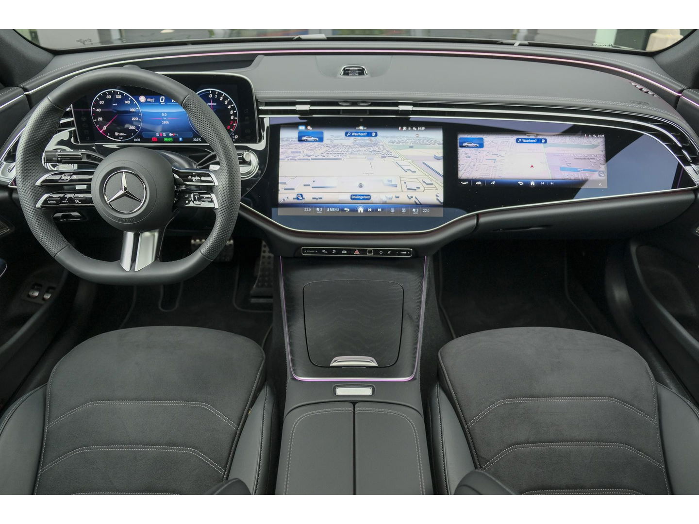 Mercedes-Benz E-Klasse E300e AMG 313pk Hybrid Panoramadak Hyperscreen Burmester 4D Night pakket NLauto NIEUW NIEUW NIEUW!!!