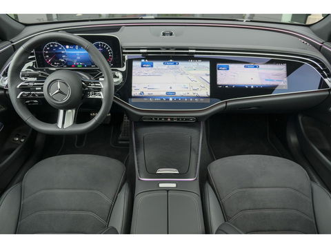 Mercedes-Benz E-Klasse E300e AMG 313pk Hybrid Panoramadak Hyperscreen Burmester 4D Night pakket NLauto NIEUW NIEUW NIEUW!!!