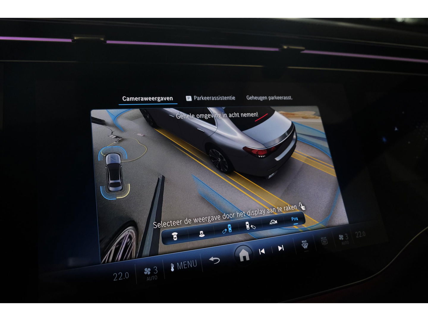 Mercedes-Benz E-Klasse E300e AMG 313pk Hybrid Panoramadak Hyperscreen Burmester 4D Night pakket NLauto NIEUW NIEUW NIEUW!!!