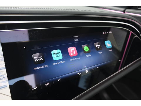 Mercedes-Benz E-Klasse E300e AMG 313pk Hybrid Panoramadak Hyperscreen Burmester 4D Night pakket NLauto NIEUW NIEUW NIEUW!!!
