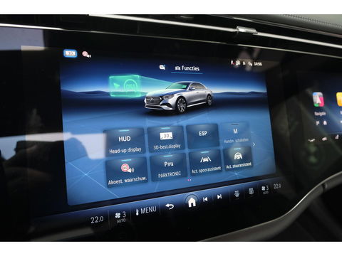 Mercedes-Benz E-Klasse E300e AMG 313pk Hybrid Panoramadak Hyperscreen Burmester 4D Night pakket NLauto NIEUW NIEUW NIEUW!!!