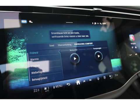 Mercedes-Benz E-Klasse E300e AMG 313pk Hybrid Panoramadak Hyperscreen Burmester 4D Night pakket NLauto NIEUW NIEUW NIEUW!!!