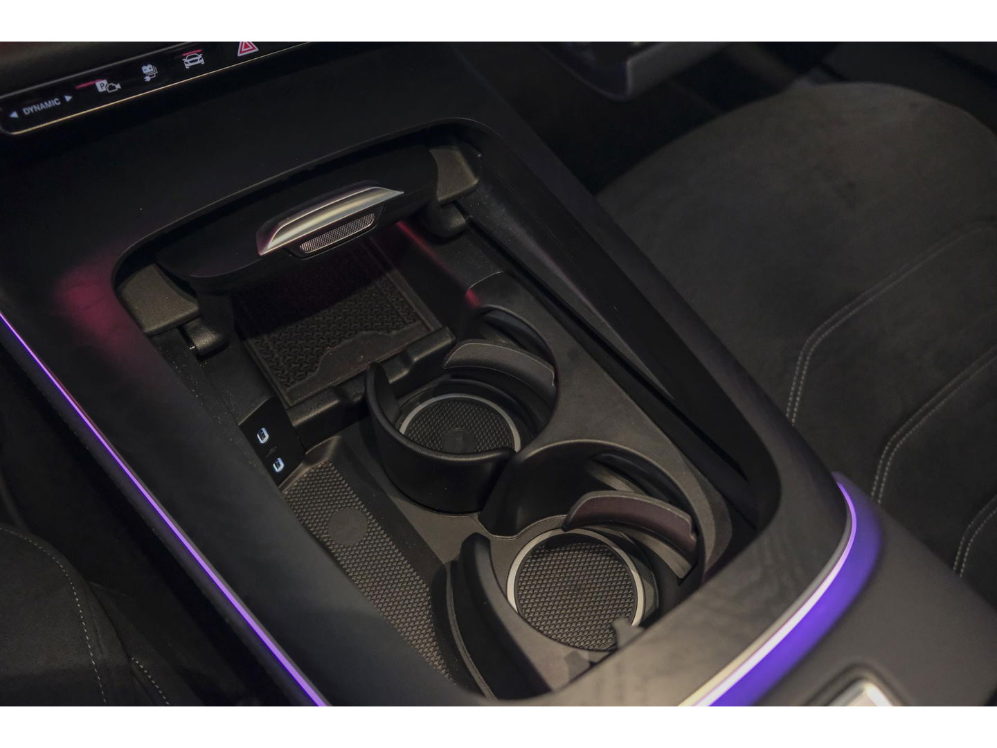 Mercedes-Benz E-Klasse E300e AMG 313pk Hybrid Panoramadak Hyperscreen Burmester 4D Night pakket NLauto NIEUW NIEUW NIEUW!!!