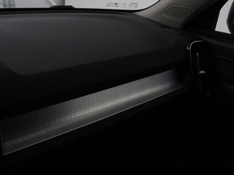 Volvo XC40 1.5 T5 Recharge Business Pro | Panoramadak | Stoel & stuurverwarming | Trekhaak | 360 camera | Adaptive cruise | Harman/Kardon | Carplay | Navigatie | Full LED