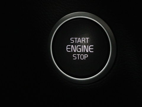 Volvo XC40 1.5 T5 Recharge Business Pro | Panoramadak | Stoel & stuurverwarming | Trekhaak | 360 camera | Adaptive cruise | Harman/Kardon | Carplay | Navigatie | Full LED