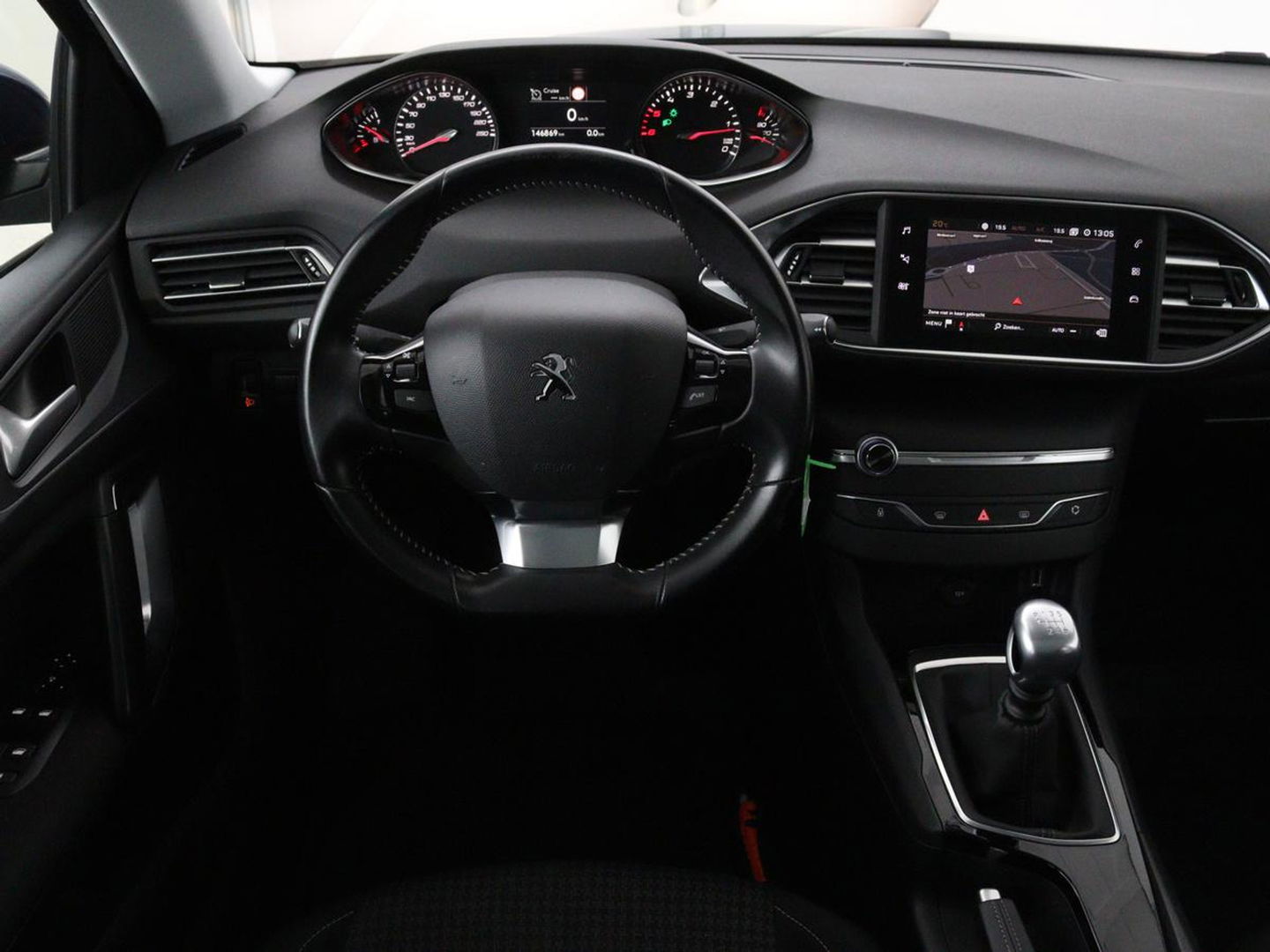 Peugeot 308 1.5 BlueHDi Executive | 1e eigenaar | Panoramadak | Carplay | Climate control | Navigatie | Parkeerhulp | Cruise control
