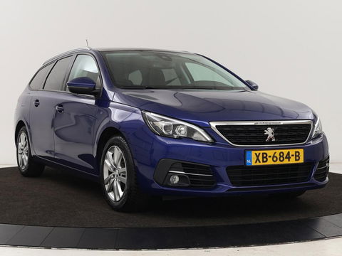 Peugeot 308 1.5 BlueHDi Executive | 1e eigenaar | Panoramadak | Carplay | Climate control | Navigatie | Parkeerhulp | Cruise control