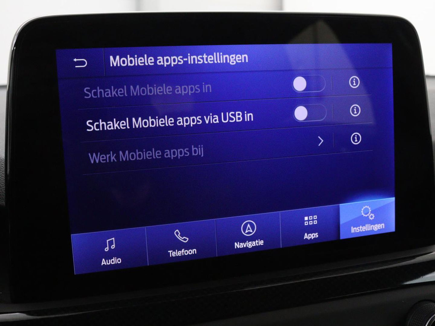 Ford Focus 1.0 EcoBoost ST Line | Stoel & stuurverwarming | Carplay | Navigatie | Climate control | Parkeerhulp | Cruise control | Bluetooth