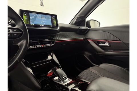 Peugeot 208 1.2 PureTech GT 131PK 360 Camera Sfeerverl. LED Carplay Clima Cruise Virtual Navi PDC 17"LMV