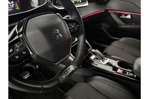 Peugeot 208 1.2 PureTech GT 131PK 360 Camera Sfeerverl. LED Carplay Clima Cruise Virtual Navi PDC 17"LMV