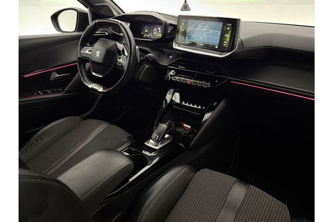 Peugeot 208 1.2 PureTech GT 131PK 360 Camera Sfeerverl. LED Carplay Clima Cruise Virtual Navi PDC 17"LMV