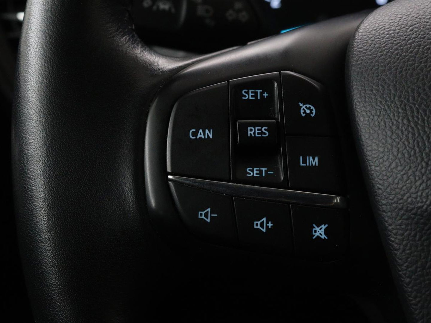 Ford Focus 1.0 EcoBoost Trend Edition Business | Carplay | Navigatie | Cruise control | Parkeerhulp | Airco | Bluetooth | Lichtmetalen velgen