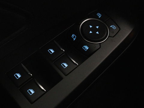 Ford Focus 1.0 EcoBoost Trend Edition Business | Carplay | Navigatie | Cruise control | Parkeerhulp | Airco | Bluetooth | Lichtmetalen velgen